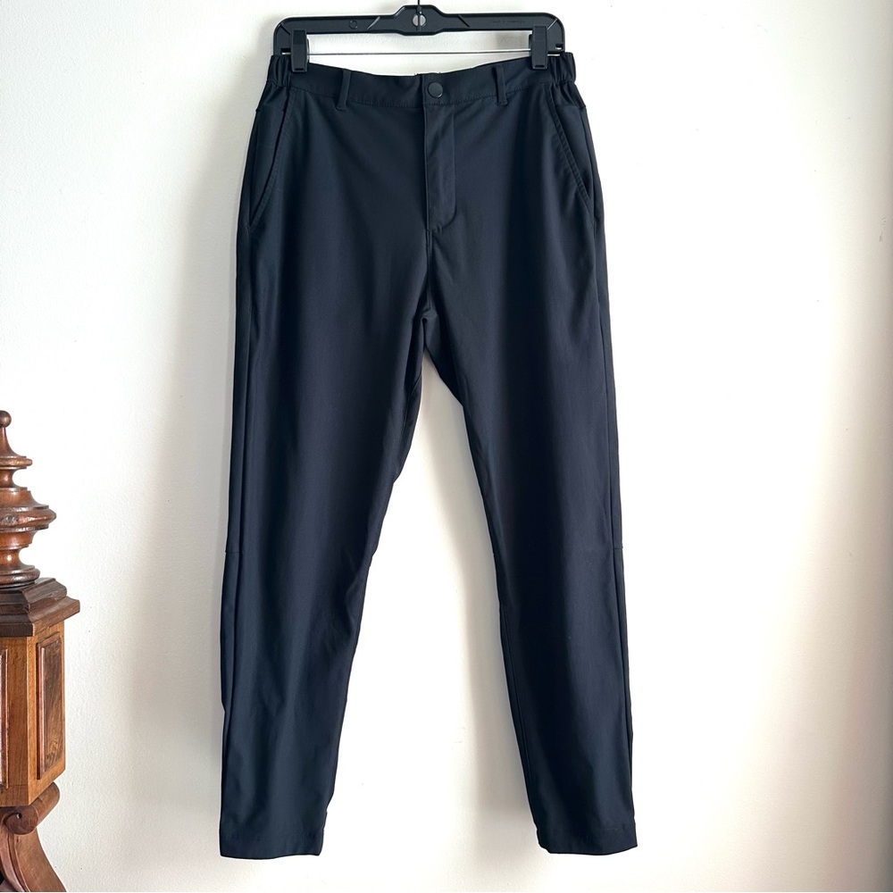 Cuts • Men's AO 5-Pocket Pant in‎ Black Slim-Fit